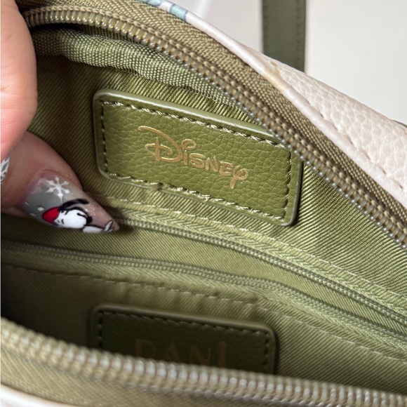 Disney Princess Tiana & Frog Crossbody Bag
DANI BY DANIELLE NICOLE - Picture 6 of 7